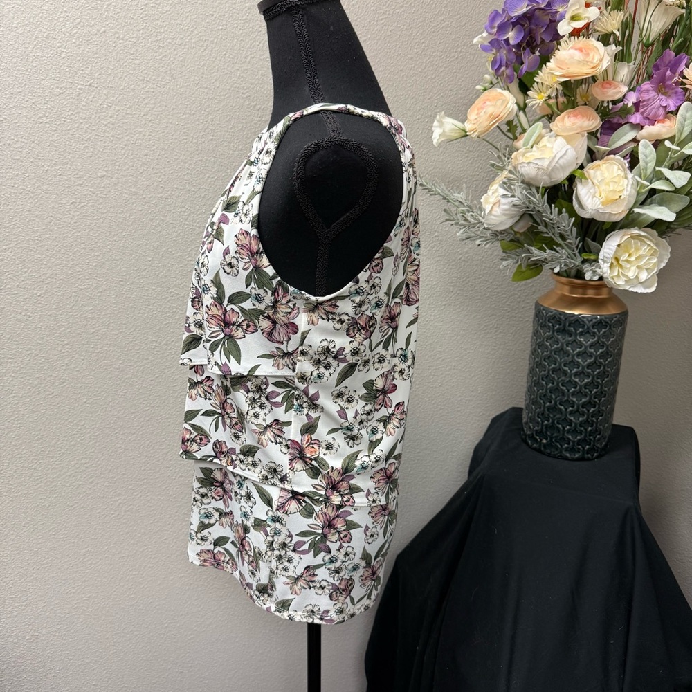 White House Black Market XS Floral Tiered Halter Tank Top Blouse Summer Chic - Picture 2 of 7